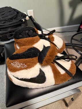 Nike Brown and White Fuzzy Slipper Shoes